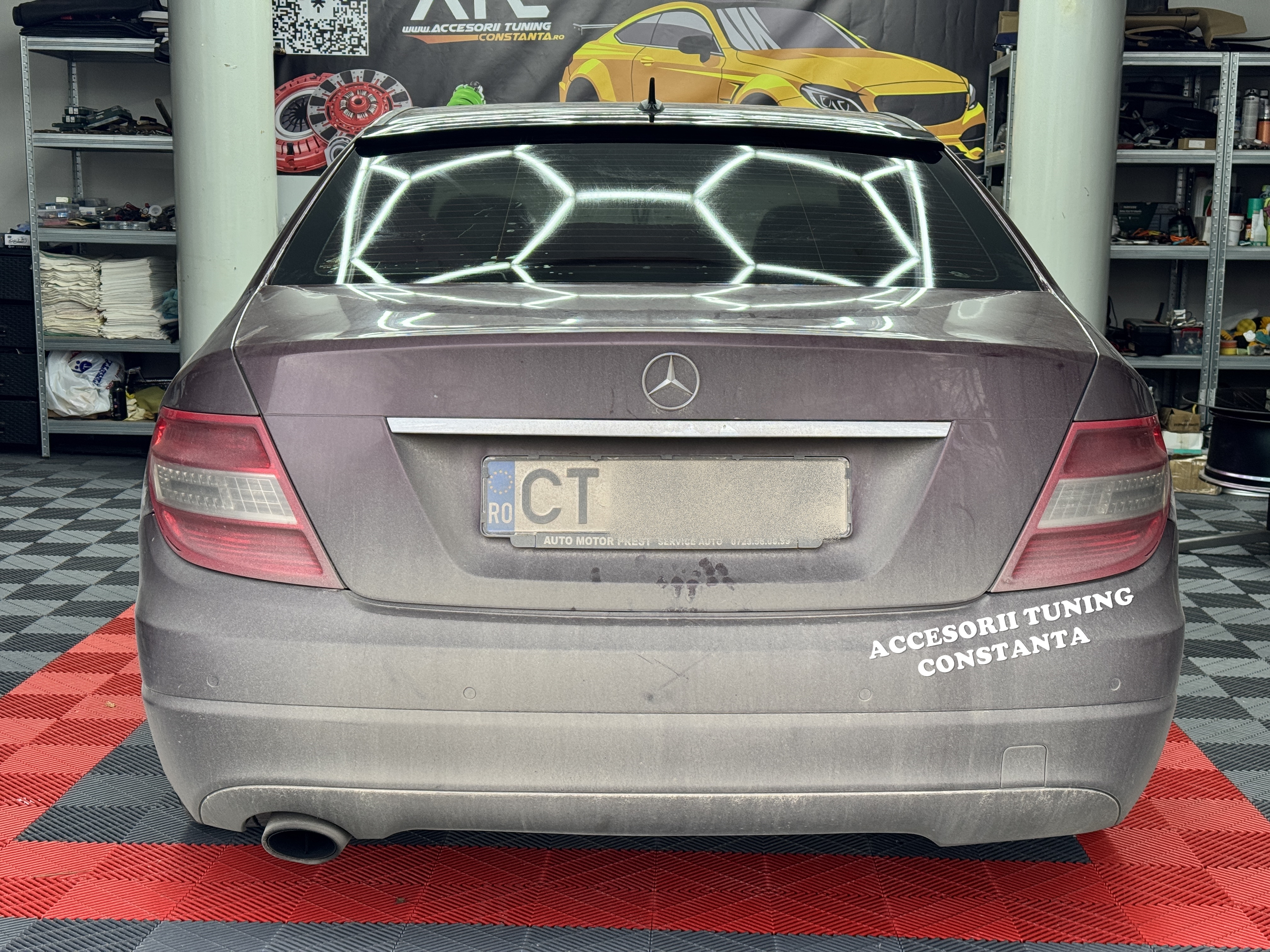 Eleron Luneta - Mercedes C Class W204 Negru Lucios